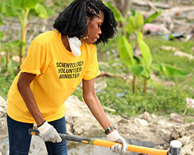Volunteer Minister teams create order out of storm chaos in villages surrounding Port-au-Prince.