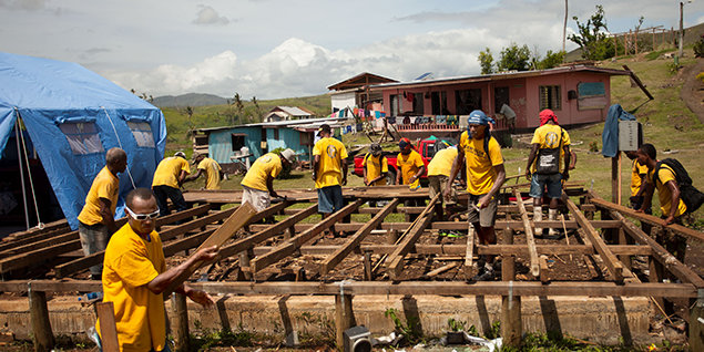 Fidschi: Leben wieder aufbauen